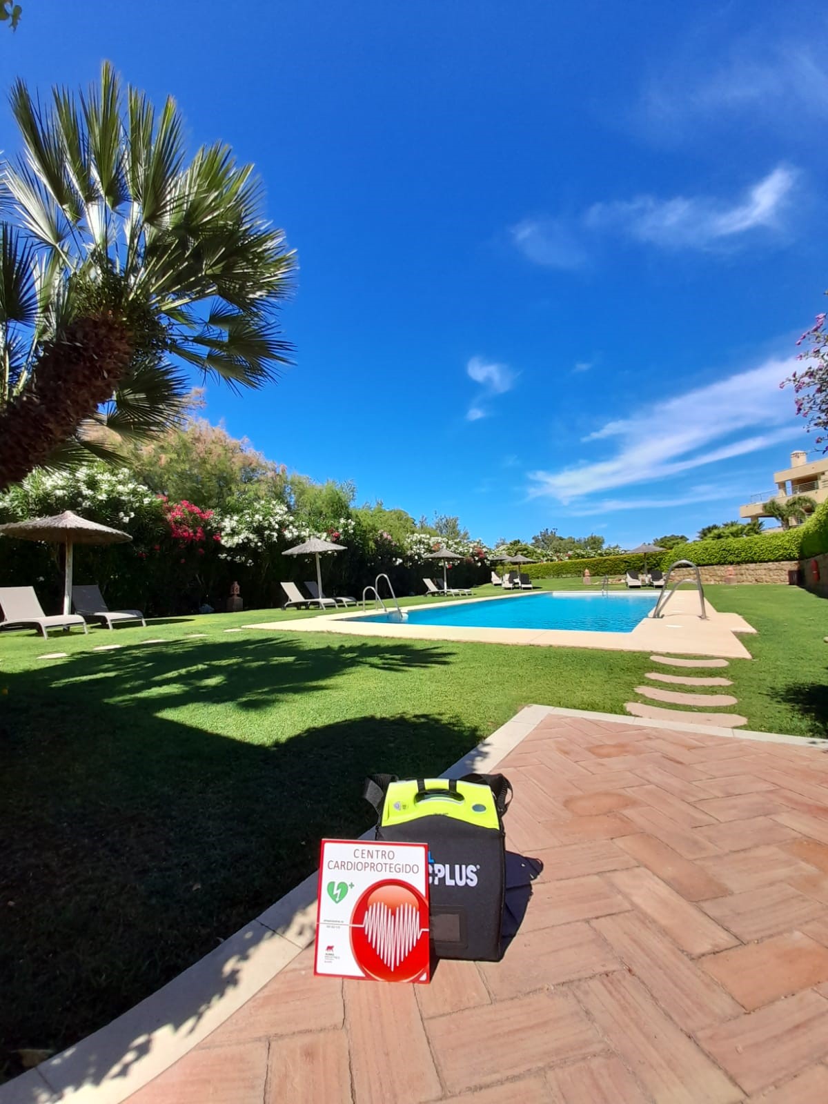 Piscina Cardioprotegida Comunidad de vecinos